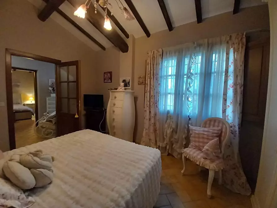 Immagine 33 di Rustico / casale in vendita  a Pisa