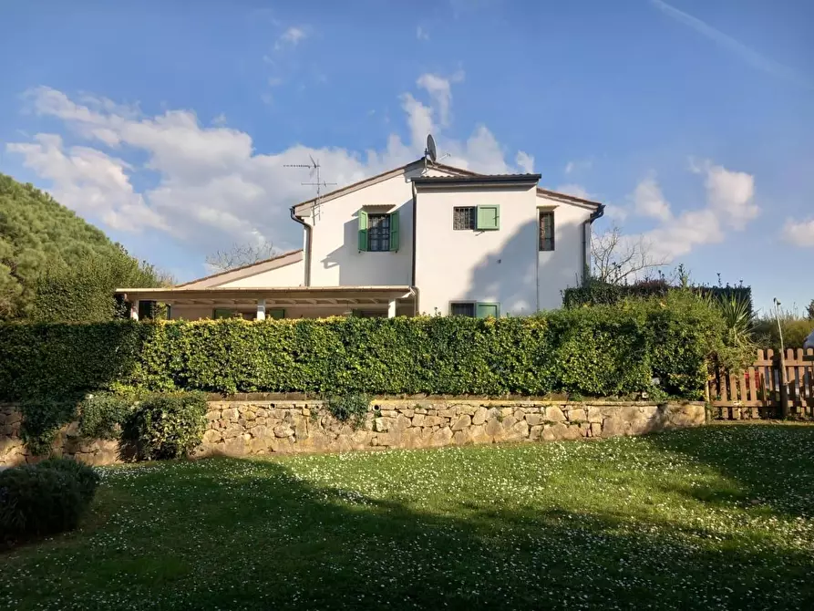 Immagine 18 di Rustico / casale in vendita  a Pisa