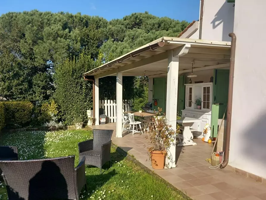 Immagine 37 di Rustico / casale in vendita  a Pisa