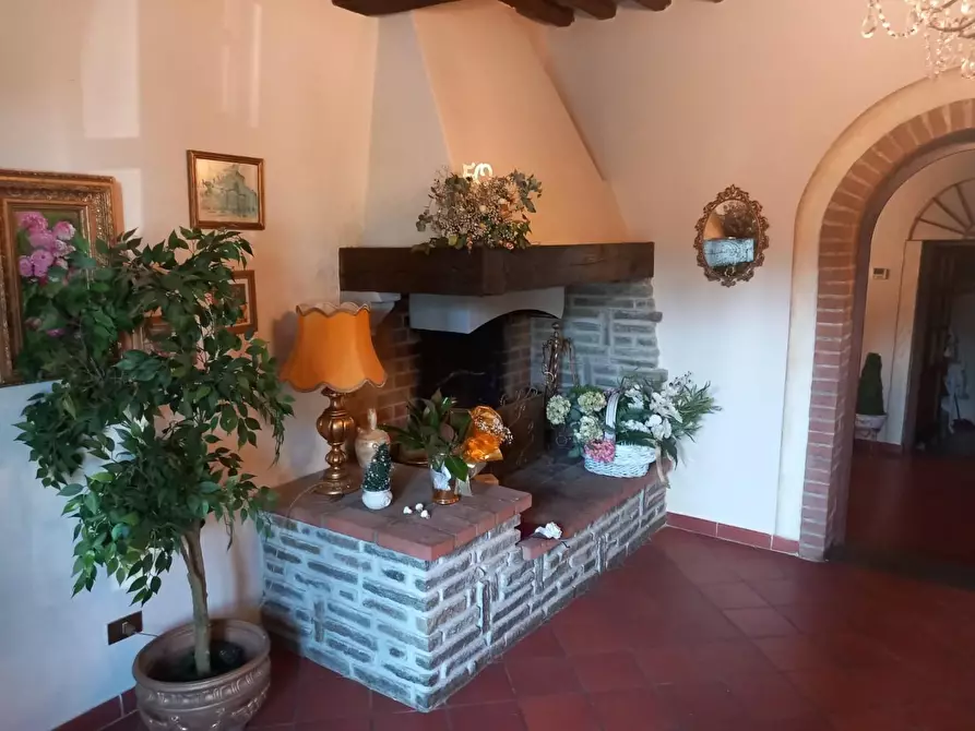 Immagine 14 di Rustico / casale in vendita  a Pisa