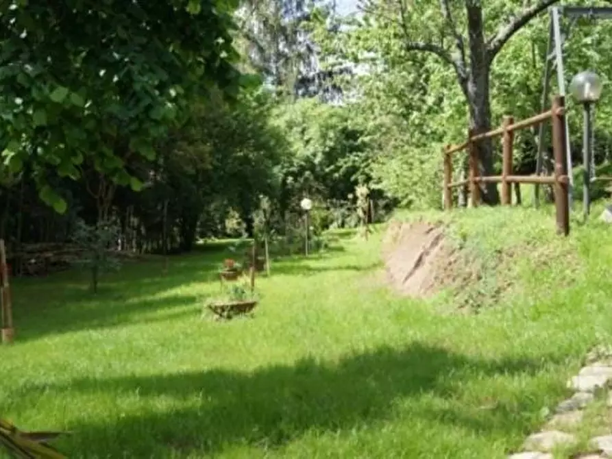Immagine 31 di Casa colonica in vendita  a San Giuliano Terme