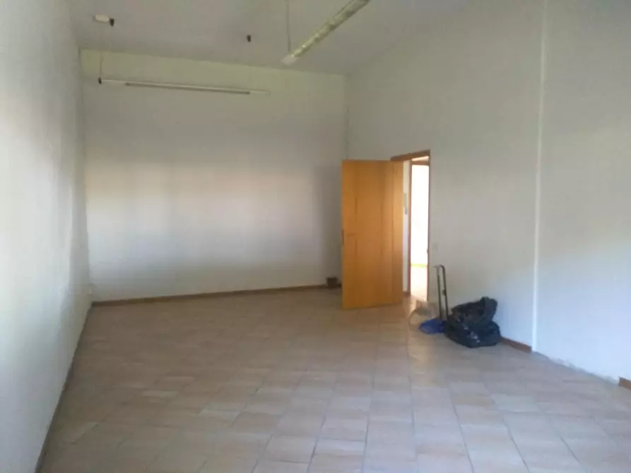 Immagine 1 di Ufficio in vendita  a Empoli
