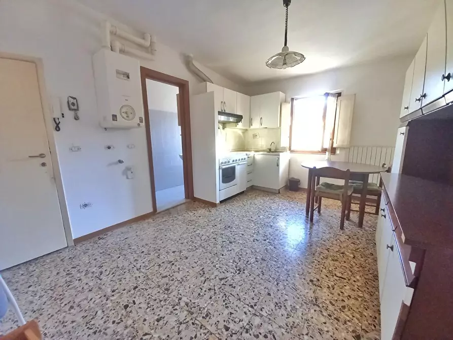 Immagine 2 di Appartamento in vendita  a Castelfiorentino
