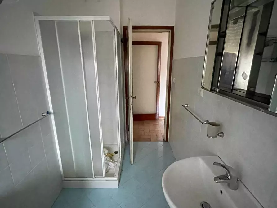 Immagine 5 di Appartamento in vendita  a Pontedera