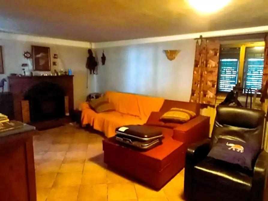 Immagine 11 di Casa semindipendente in vendita  a Fosdinovo