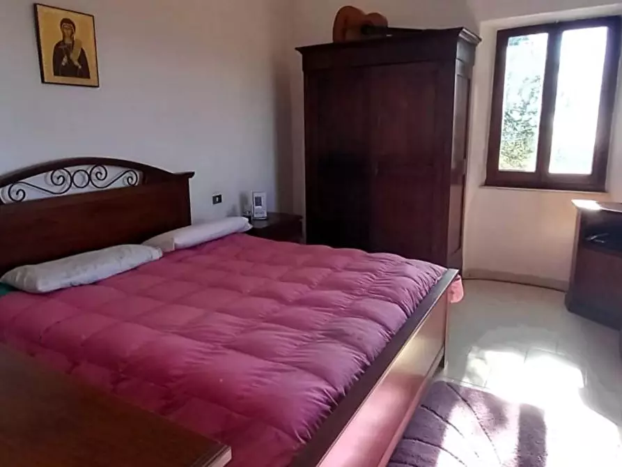 Immagine 18 di Casa semindipendente in vendita  a Fosdinovo