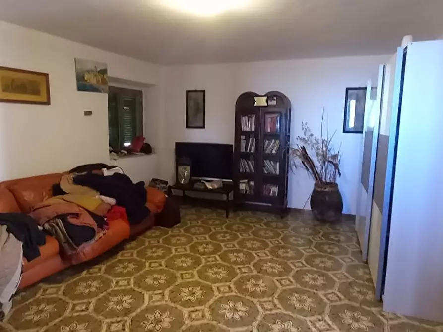 Immagine 15 di Casa semindipendente in vendita  a Fosdinovo