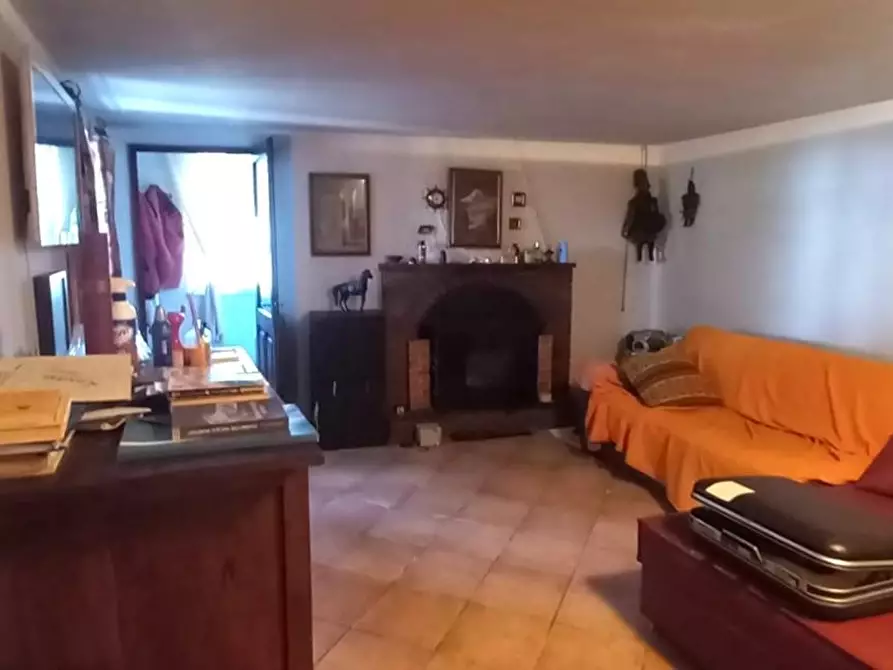 Immagine 10 di Casa semindipendente in vendita  a Fosdinovo