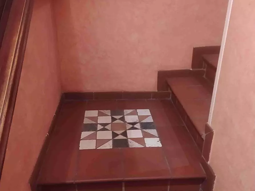 Immagine 33 di Appartamento in vendita  a Lucca