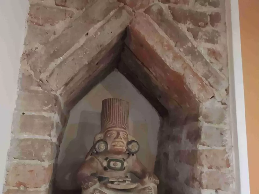 Immagine 6 di Appartamento in vendita  a Lucca