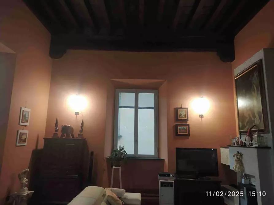 Immagine 7 di Appartamento in vendita  a Lucca