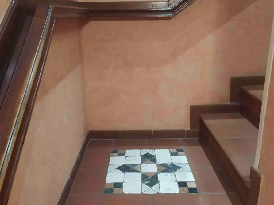 Immagine 31 di Appartamento in vendita  a Lucca