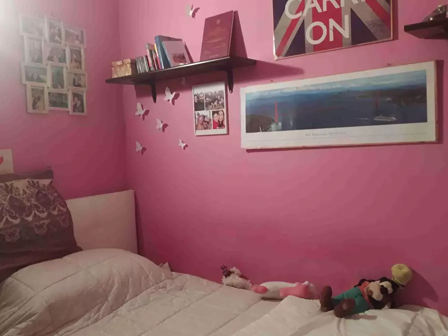 Immagine 25 di Appartamento in vendita  a Lucca