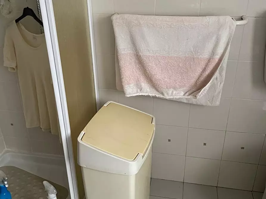 Immagine 15 di Mansarda in vendita  a Carrara