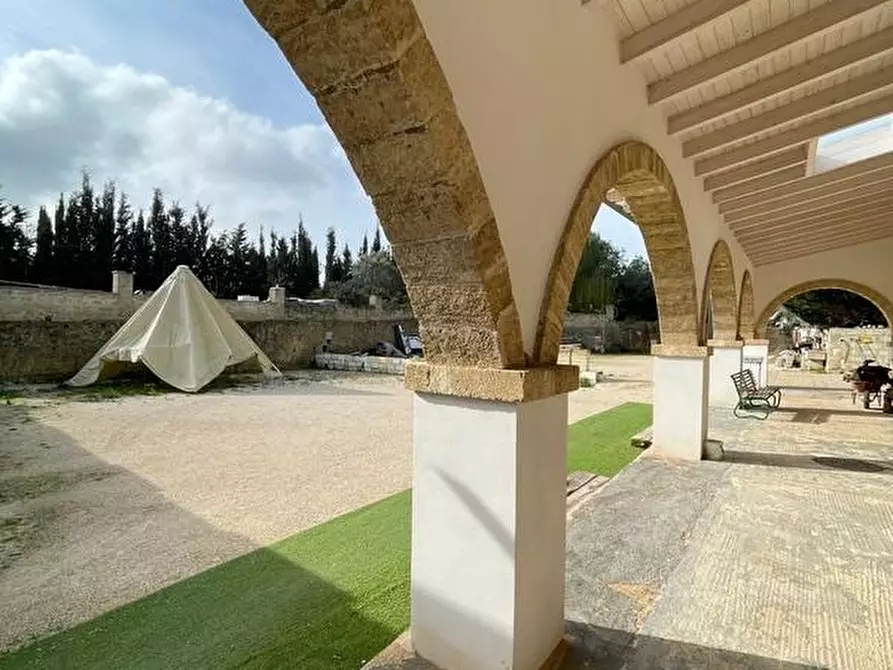 Immagine 44 di Rustico / casale in vendita  a Ruffano