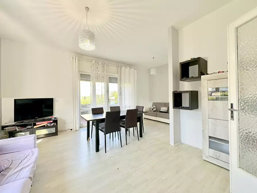 Immagine 5 di Casa indipendente in vendita  a Pietrasanta