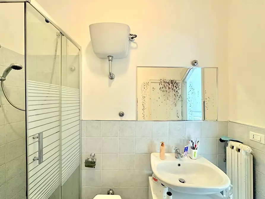 Immagine 18 di Casa indipendente in vendita  a Pietrasanta