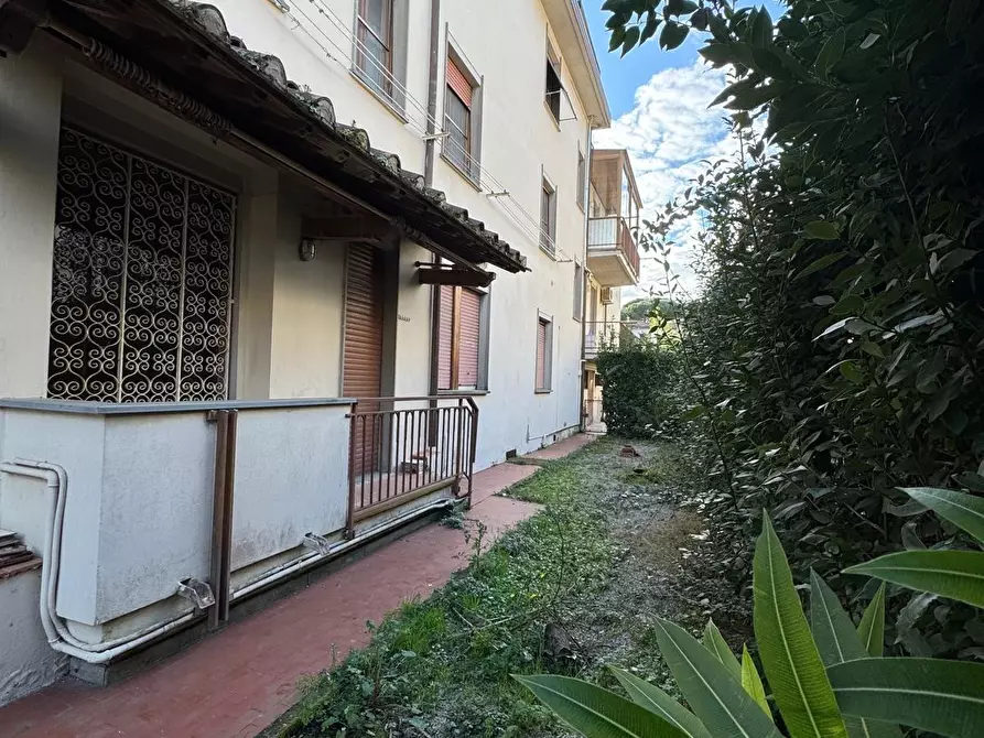 Immagine 32 di Appartamento in vendita  a Pisa