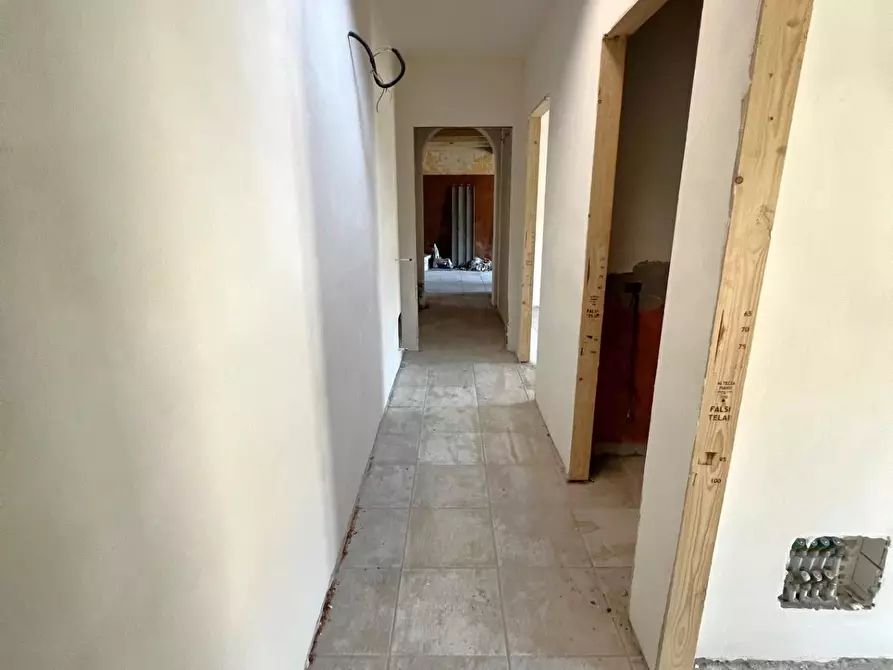 Immagine 10 di Appartamento in vendita  a Cascina