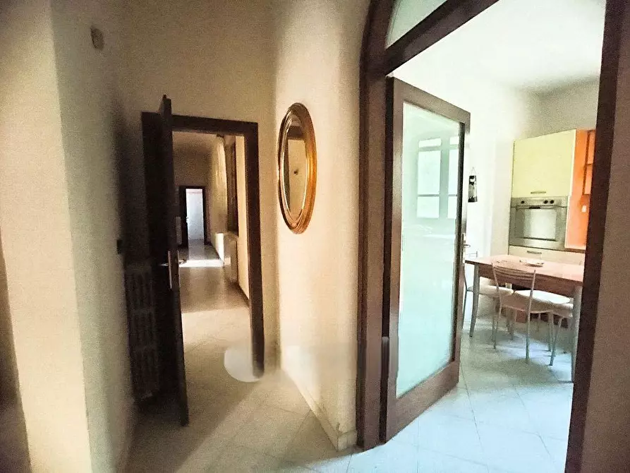 Immagine 9 di Villetta a schiera in vendita  a San Giuliano Terme