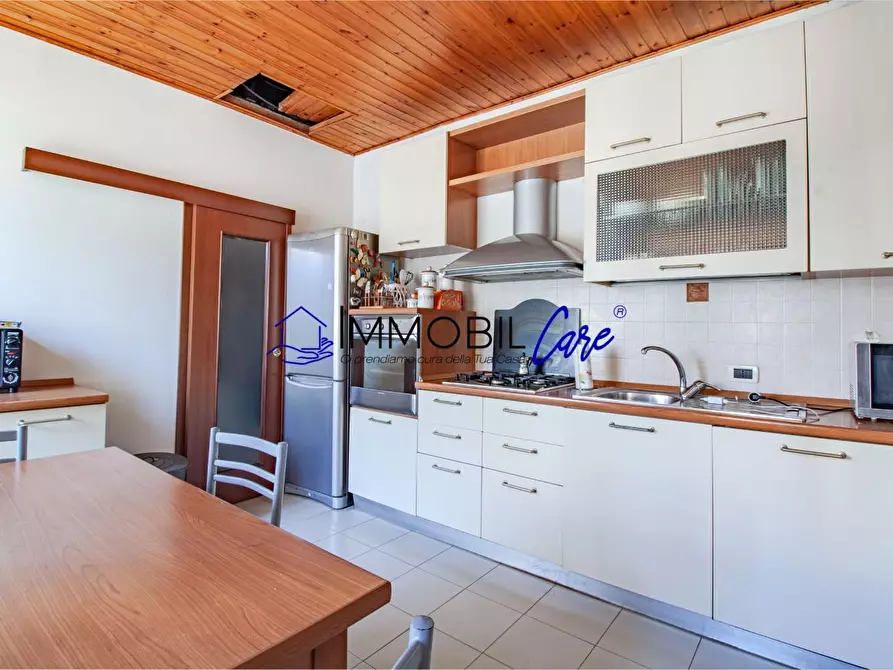 Immagine 6 di Appartamento in vendita  a Livorno