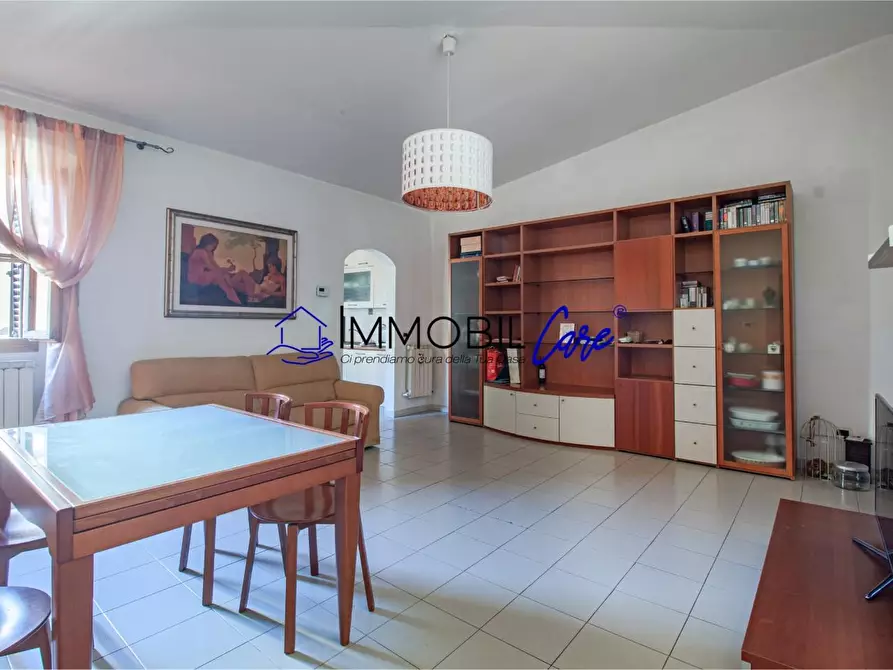 Immagine 3 di Appartamento in vendita  a Livorno