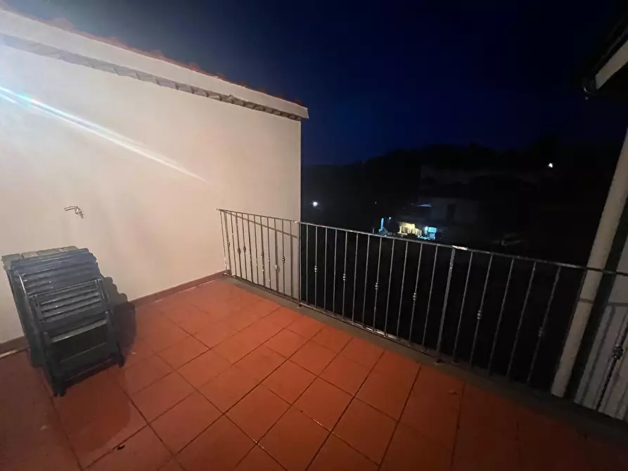 Immagine 11 di Appartamento in affitto  a Montaione