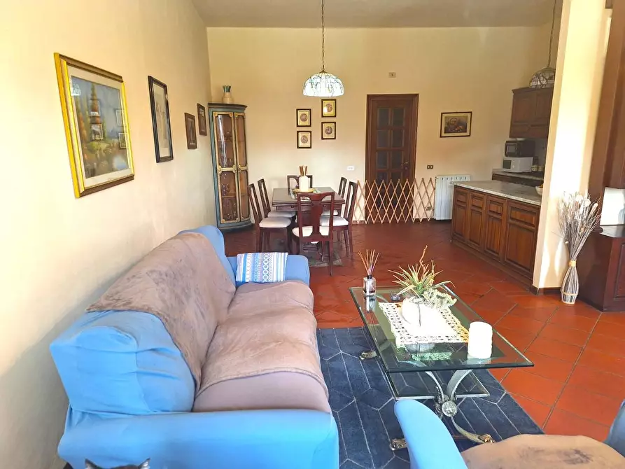 Immagine 2 di Appartamento in vendita  a Capannori