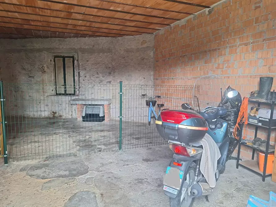 Immagine 23 di Appartamento in vendita  a Capannori