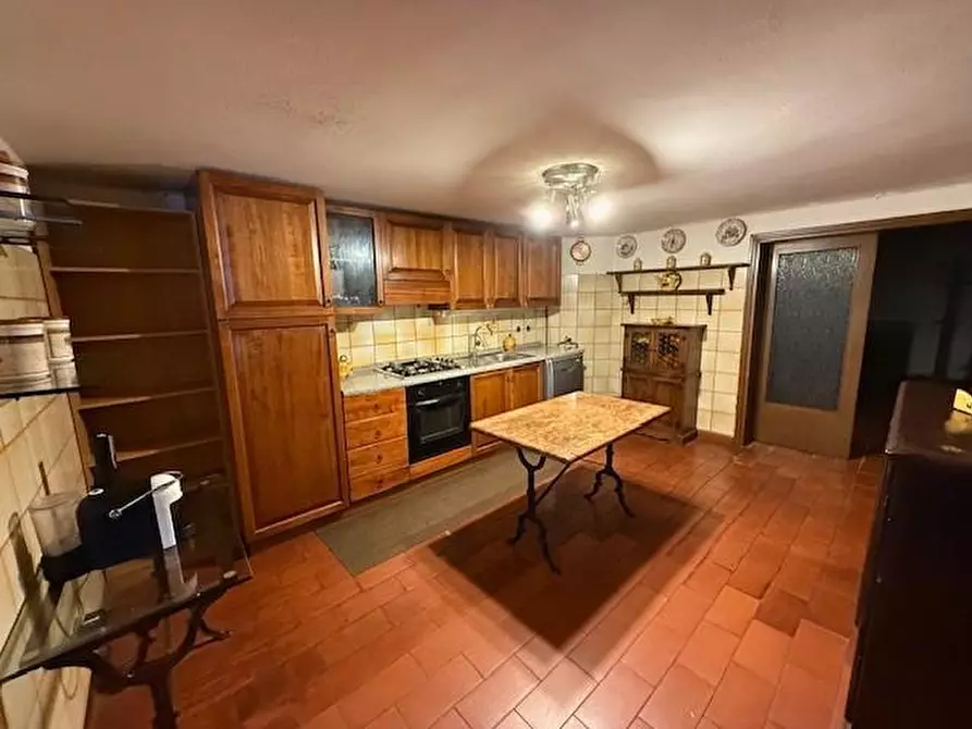 Immagine 28 di Villa in vendita  a Santa Maria A Monte