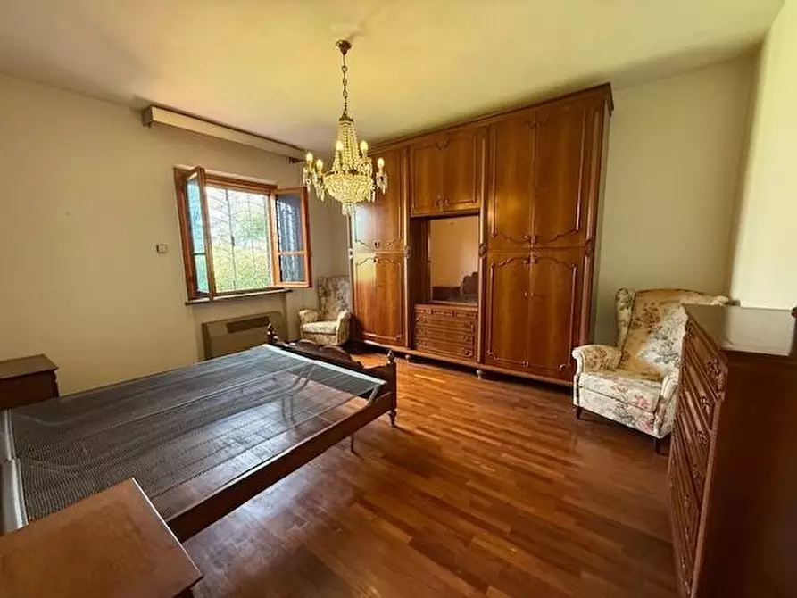 Immagine 18 di Villa in vendita  a Santa Maria A Monte