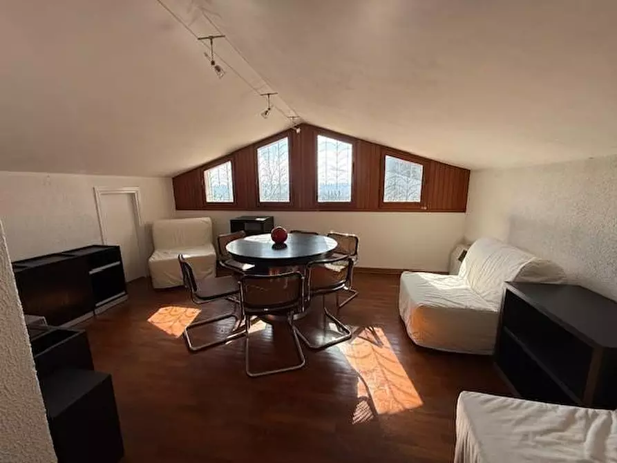 Immagine 23 di Villa in vendita  a Santa Maria A Monte