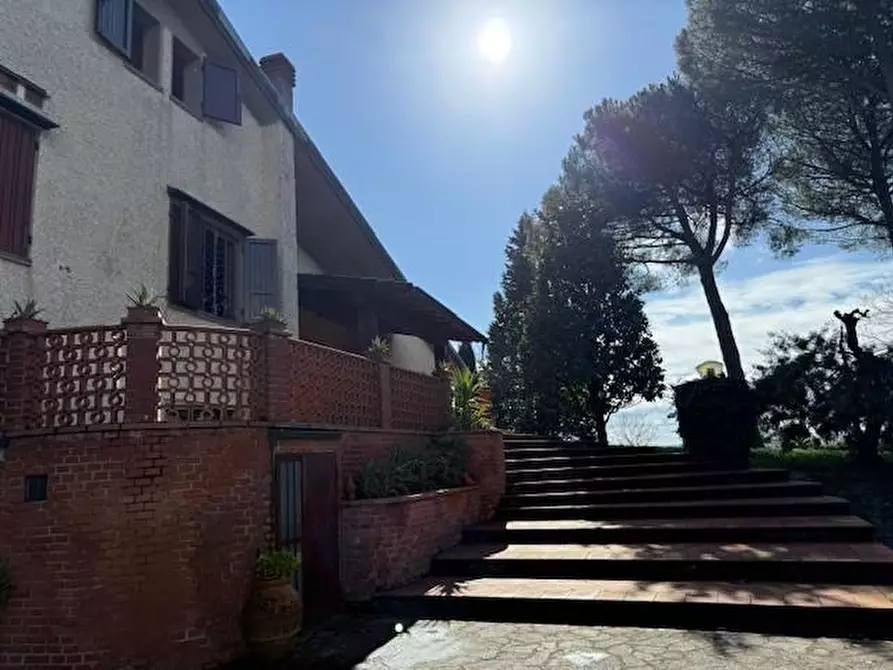 Immagine 33 di Villa in vendita  a Santa Maria A Monte