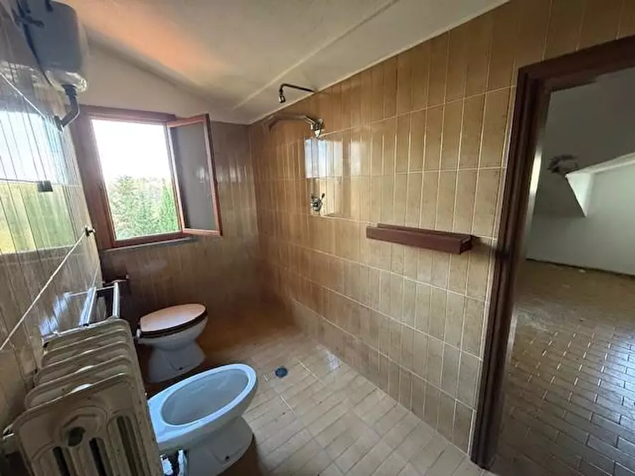 Immagine 20 di Villa in vendita  a Santa Maria A Monte