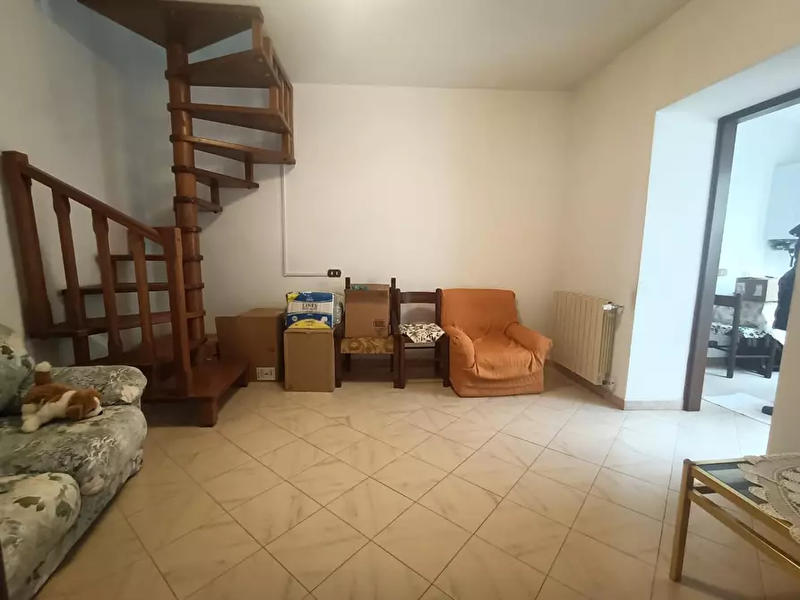 Immagine 4 di Casa semindipendente in vendita  a Carrara