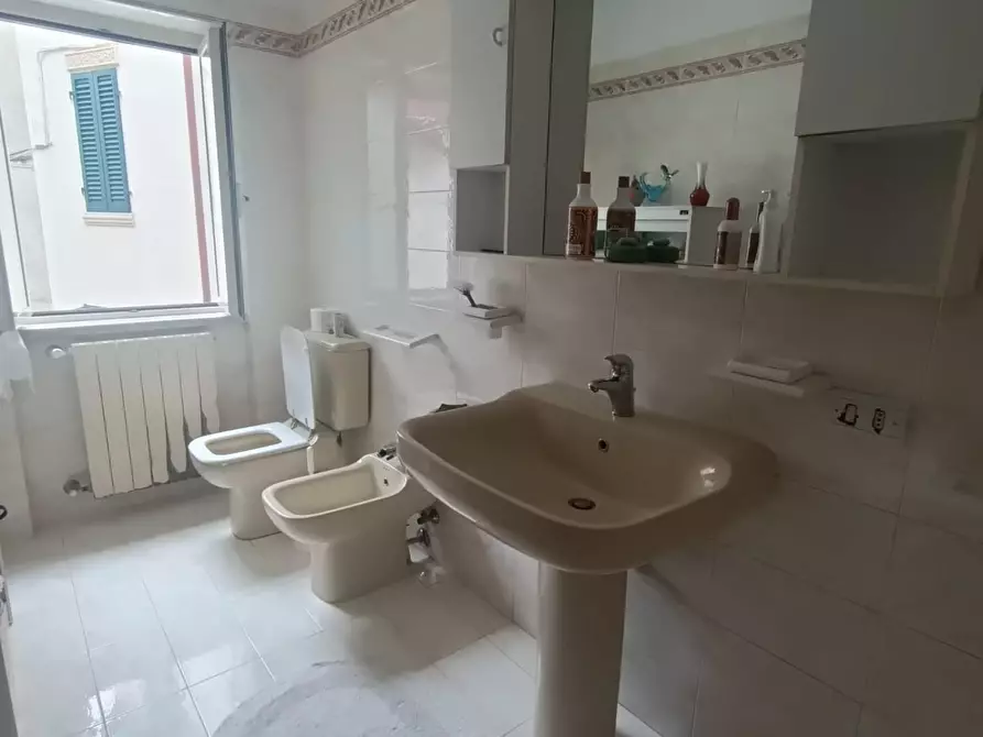 Immagine 7 di Casa semindipendente in vendita  a Carrara