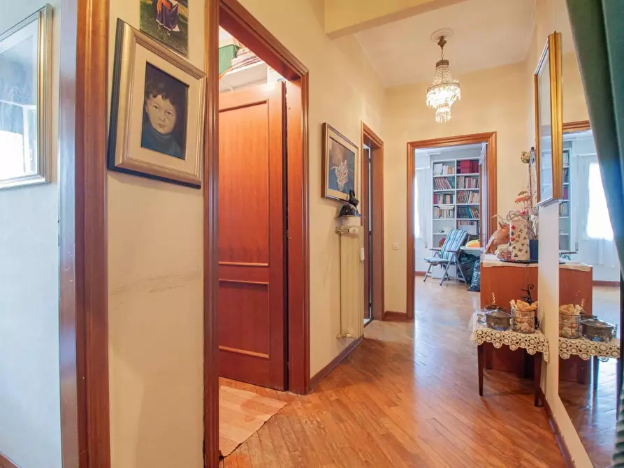 Immagine 16 di Appartamento in vendita  a Pisa