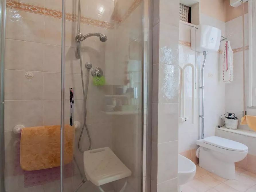 Immagine 15 di Appartamento in vendita  a Pisa