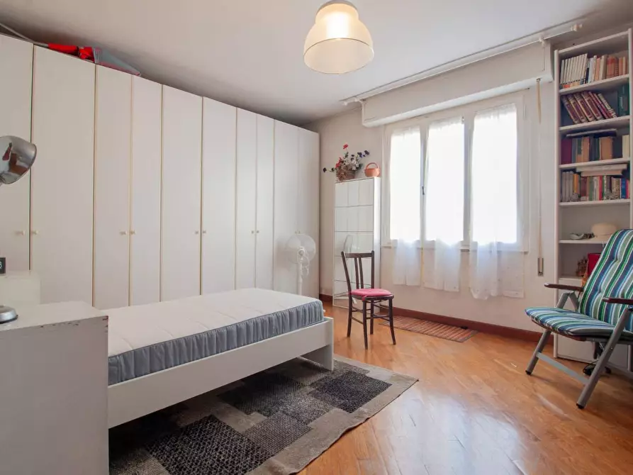 Immagine 19 di Appartamento in vendita  a Pisa