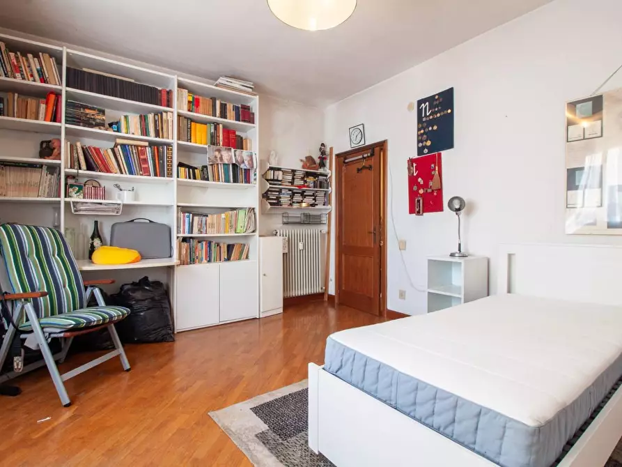 Immagine 22 di Appartamento in vendita  a Pisa