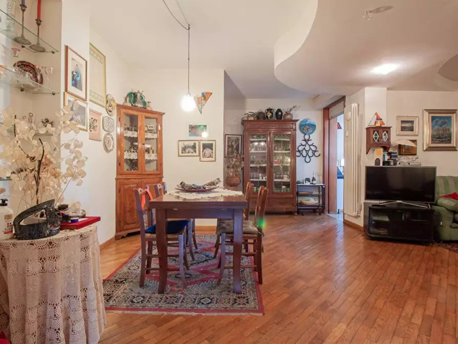 Immagine 4 di Appartamento in vendita  a Pisa