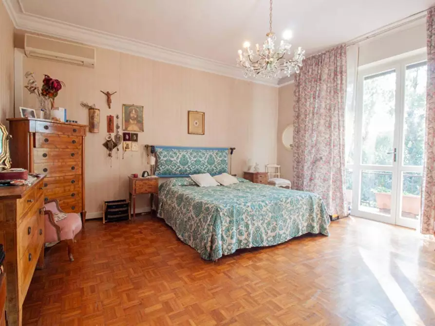 Immagine 9 di Appartamento in vendita  a Pisa