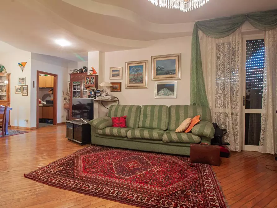 Immagine 6 di Appartamento in vendita  a Pisa