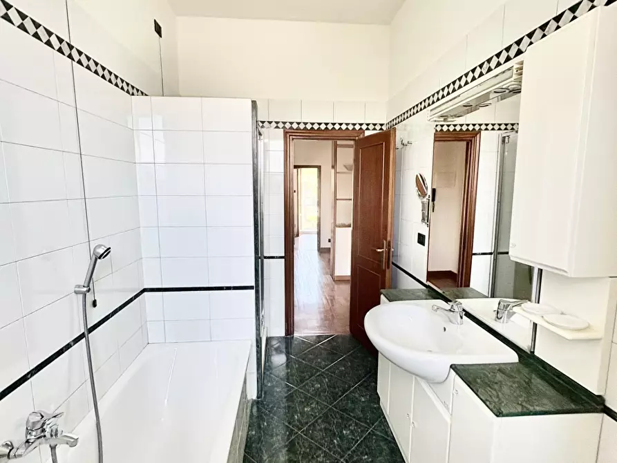 Immagine 14 di Appartamento in vendita  a Castelfiorentino