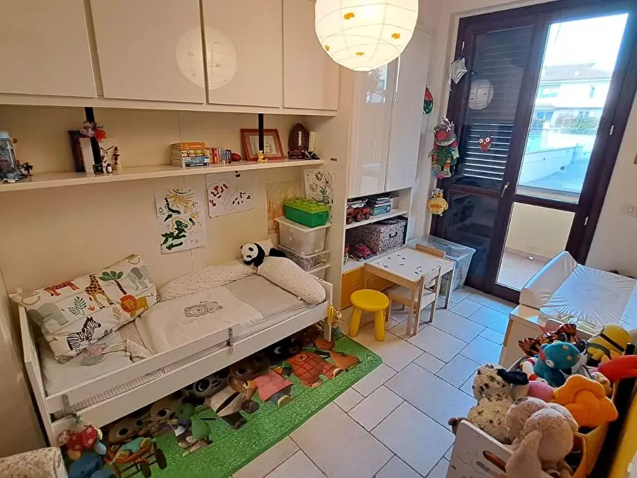 Immagine 11 di Appartamento in vendita  a Rosignano Marittimo