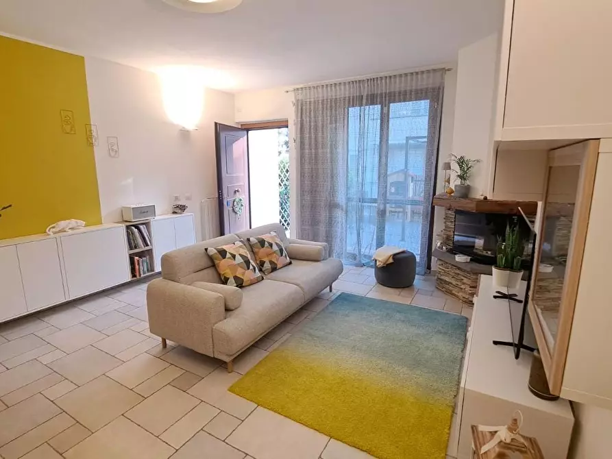 Immagine 5 di Appartamento in vendita  a Rosignano Marittimo