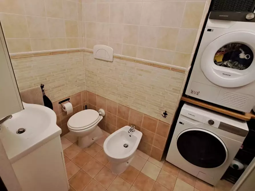 Immagine 23 di Appartamento in vendita  a Rosignano Marittimo