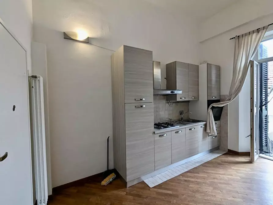 Immagine 9 di Appartamento in vendita  a Pisa