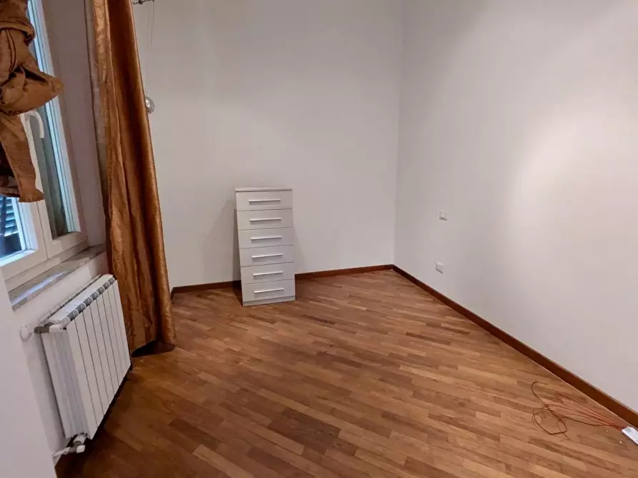 Immagine 6 di Appartamento in vendita  a Pisa