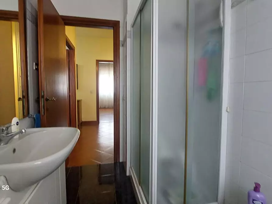 Immagine 6 di Appartamento in vendita  a Livorno